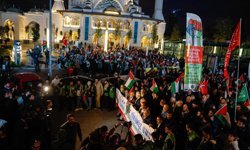 Binlerce kişi Sumud ve Gazze’ye destek için İsrail Konsolosluğu’na yürüdü