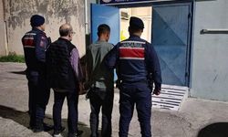Adana'da yaşlı çifti telefonla dolandıran 2 zanlı tutuklandı
