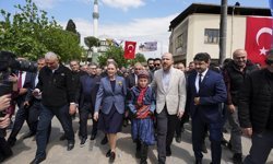 Bakan Ersoy, Aydın'da Yöresel Ürünler ve Kültür Sanat Festivali'nin açılışında konuştu
