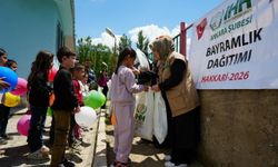Irak sınırında yaşayan çocuklara bayram hediyesi