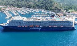 'Mein Schiff 5' kruvaziyeriyle Marmaris'e 2 bin 670 turist geldi