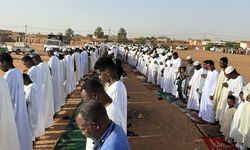 Sudan'da Kurban Bayramı namazı kılındı