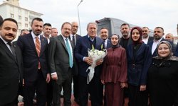 TBMM Milli Savunma Komisyonu Başkanı Akar, Sungurlu'yu ziyaret etti