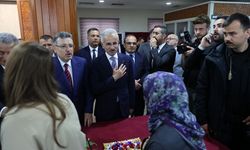 Ulaştırma ve Altyapı Bakanı Uraloğlu, Trabzon'da bayramlaşma törenine katıldı: