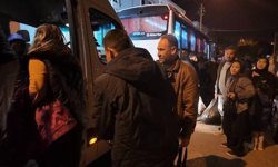 İzmir açıklarında 43 düzensiz göçmen kurtarıldı
