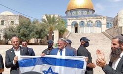 Katil İsrail'in eli kanlı bakanı Ben-Gvir Mescid-i Aksa'ya baskın düzenledi