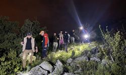 Kayalıkta mahsur kalan kadın ekiplerce kurtarıldı