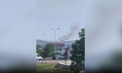Pendik'te alışveriş merkezinde yangın