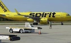 Yakıt krizi nedeniye Spirit Airlines tüm uçuşlarını iptal etti