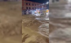 Cezayir'de sel felaketi! 6 kişi öldü