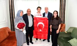 Gençlerin bayrak sevgisi CİMER başvurusuna yansıdı