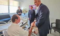 Bakan Ersoy'dan sanatçı İbrahim Tatlıses'e 'geçmiş olsun' ziyareti