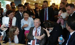 Erdoğan kafede vatandaşlarla bir araya geldi