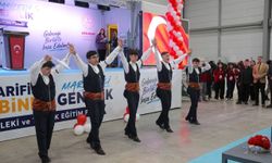 Öğrenciler projelerini Kariyer Fuarında sergiledi