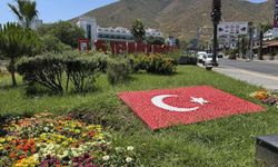 Marmaris'te hain darbecilerin saldırdığı oteldeki izler muhafaza ediliyor