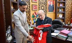 Merih Demiral'dan MHP Lideri Bahçeli'ye ziyaret