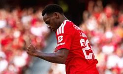 Jhon Duran, Benfica'daki ilk maçında şov yaptı