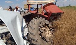 Park halindeki traktöre çarpan otomobildeki 3 kişi öldü