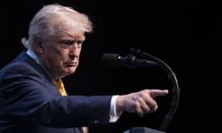 Trump’tan flaş karar: "Yeniden başkan adayıyım"