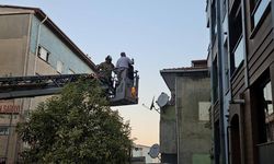 İstanbul'da 5 katlı binada çıkan yangın korkuttu