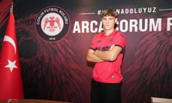 Çorum FK, Bosna Hersekli milli futbolcu Ermin Mahmic'i transfer etti