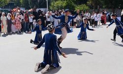 Doğu Türkistanlı Çocuklar Geleneksel Oyunlarla Buluştu