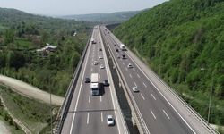 Sıcak havada uzun yola çıkacaklara hayati tavsiyeler