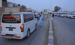 Pakistan'da karakol önünde patlama! 14 kişi öldü