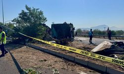 Kayseri'de devrilen yolcu otobüsündeki 20 kişi yaralandı
