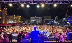 Bir Gençlik Festivali’nde Uğur Işılak izdihamı