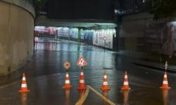İstanbul'da alt geçidi su bastı