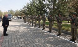 Bakan Güler, Kars'ta ziyaretlerde bulundu
