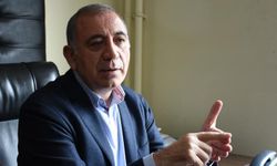 Gürsel Tekin'in görevi sona erdi