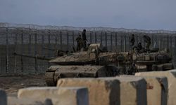 Katil İsrail, savaş suçlarının kanıtlarını silerek üs kuruyor