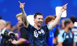Tarihin en çok şampiyonluk yaşayan futbolcusu Messi!