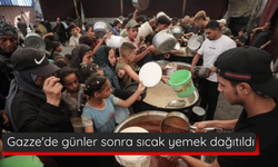 Gazze'de günler sonra sıcak yemek dağıtıldı