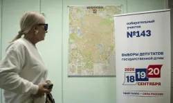 Rusya'da sandıklar kapandı