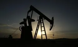 Petrol çalmaya çalışan 37 kişi zehirlenerek öldü