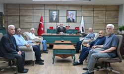 Eğitim duayenlerinden İl Millî Eğitim Müdürü Hasan Kökrek’e anlamlı ziyaret