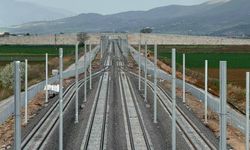 Toplam demir yolu ağında 2028 hedefi 17 bin 287 kilometre