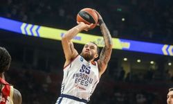 Anadolu Efes'e, Mike James'ten kötü haber