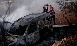 İşgalci İsrailliler Şeria'da çiftçilere saldırdı, araçları kundakladı