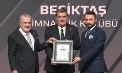 Siyah-beyazlı kulüpte mazbata töreni yapıldı