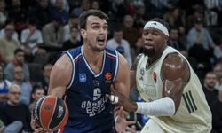 Anadolu Efes'ten Panathinaikos'a 15 sayılık fark