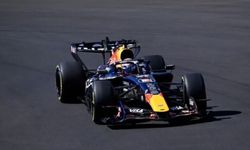 Formula 1 Bahreyn Grand Prix'sinde zafer Verstappen'in