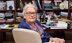 Felsefeci Prof. Dr. İoanna Kuçuradi hayatını kaybetti