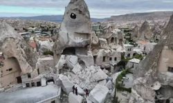 Kapadokya'da peribacası yıkıldı