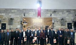 Tarihî Oğuz Mehmet Paşa Kervansarayı yıllar sonra yeniden şiir sesleriyle çınladı
