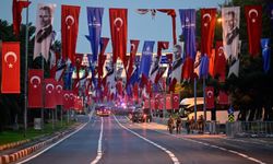 Vatan Caddesi'ndeki 29 Ekim kortej geçişi ertelendi