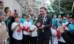 Vali Gökmen Çiçek’e Yeşilay’dan Büyük Onur: Üstün Hizmet Madalyası İle Ödüllendirildi